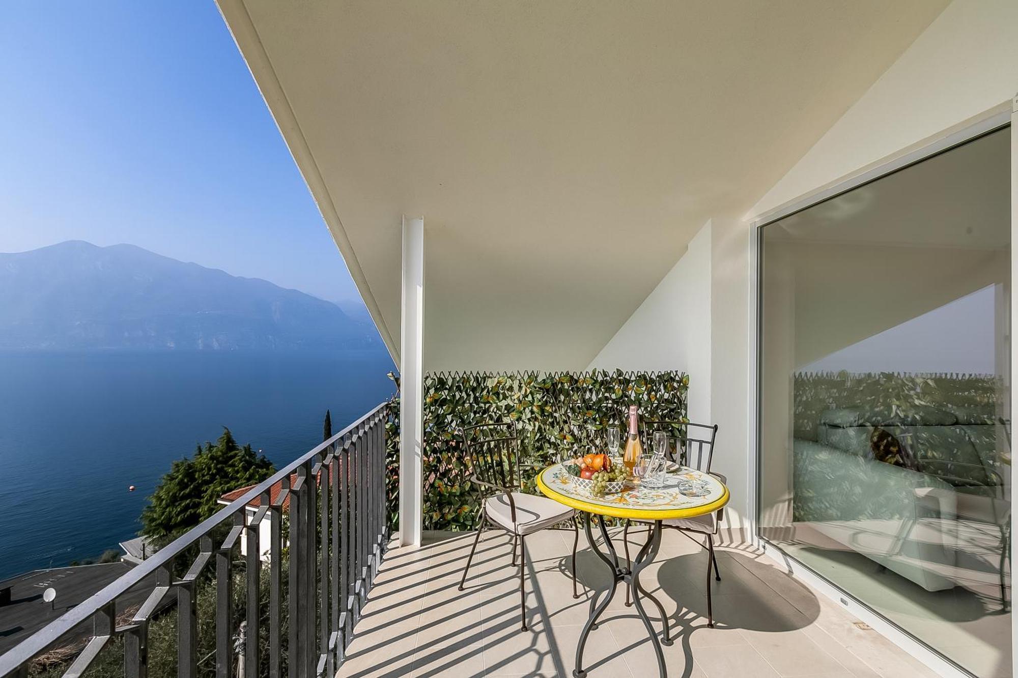 Lake View Villa Mercurio With Shared Pool Brenzone sul Garda Exterior foto